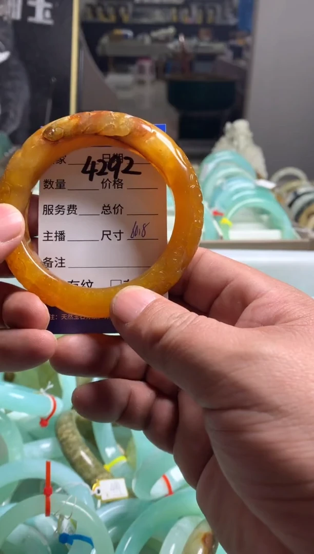 【闪购商品】蛇纹石玉手镯未镶嵌4292