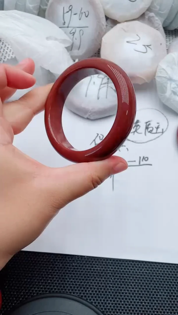 未镶嵌手镯石英质玉60-58-59