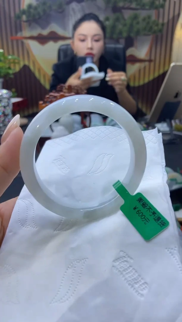 未镶嵌手镯翡翠00007976