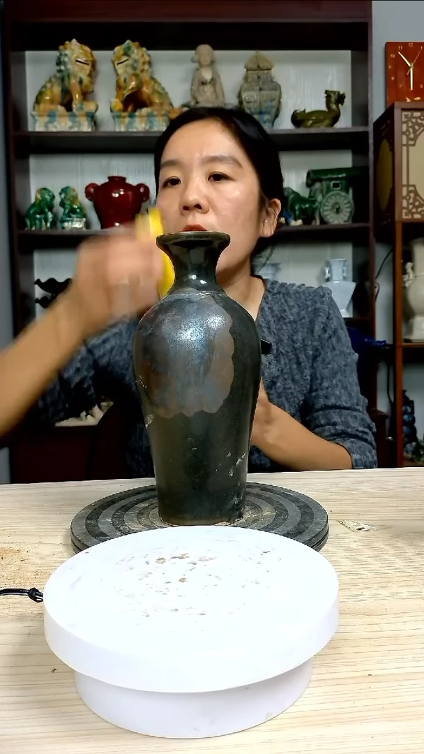 经典精美复古风格瓷器