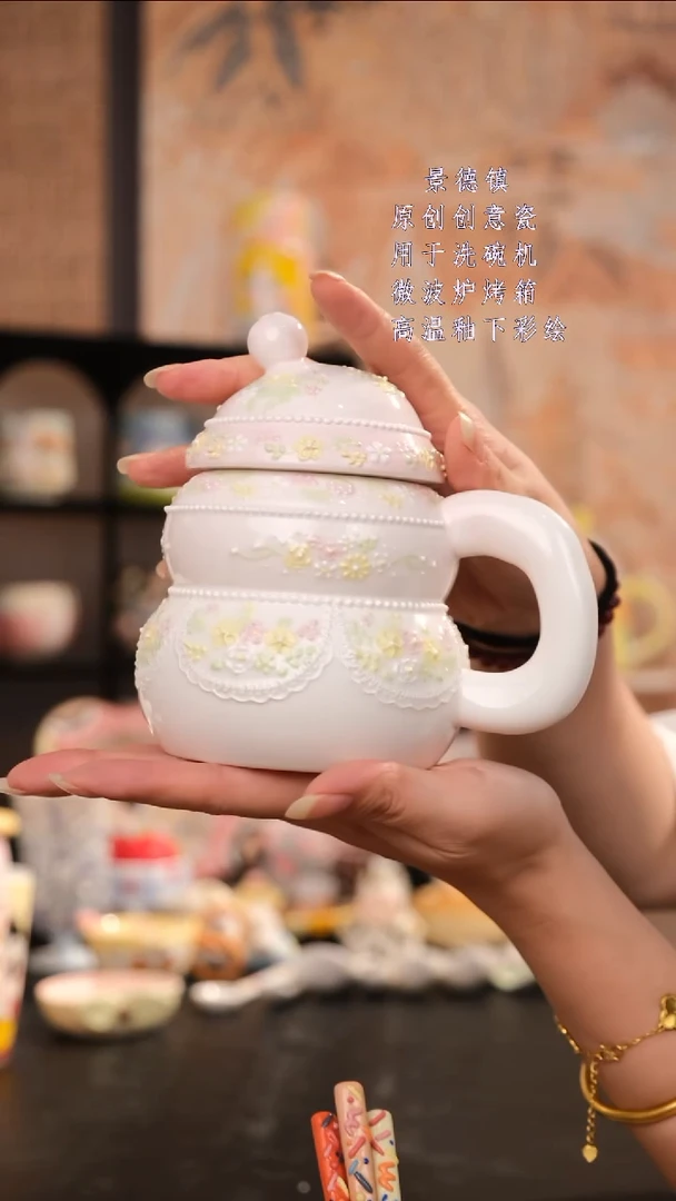 摆件景德镇手工手绘设计师款