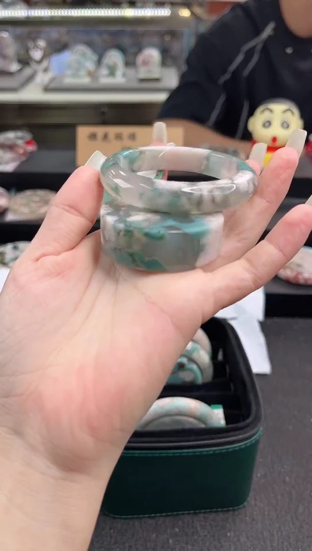 未镶嵌手镯石英质玉51圈口（赠品镯心）