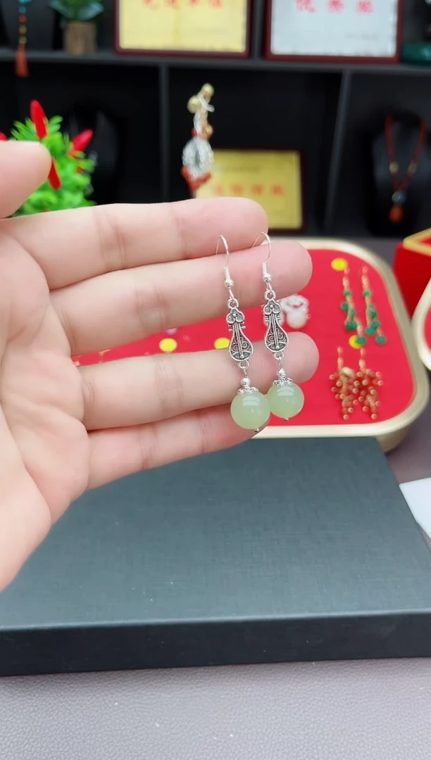 【闪购商品】玛瑙/玉髓耳钉银S925镶嵌211000