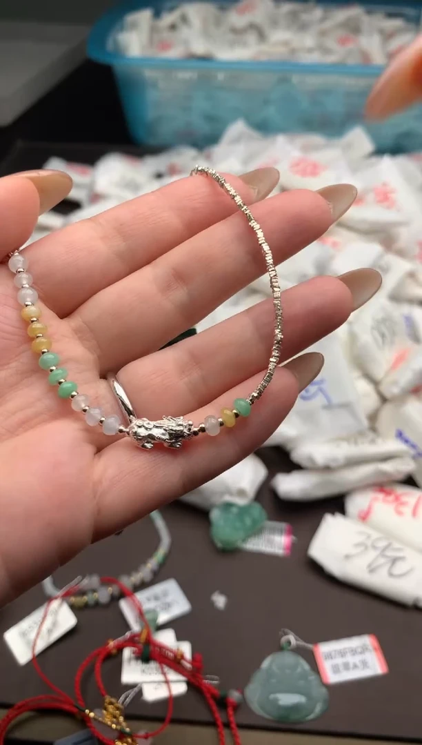 【闪购商品】翡翠手链未镶嵌 一