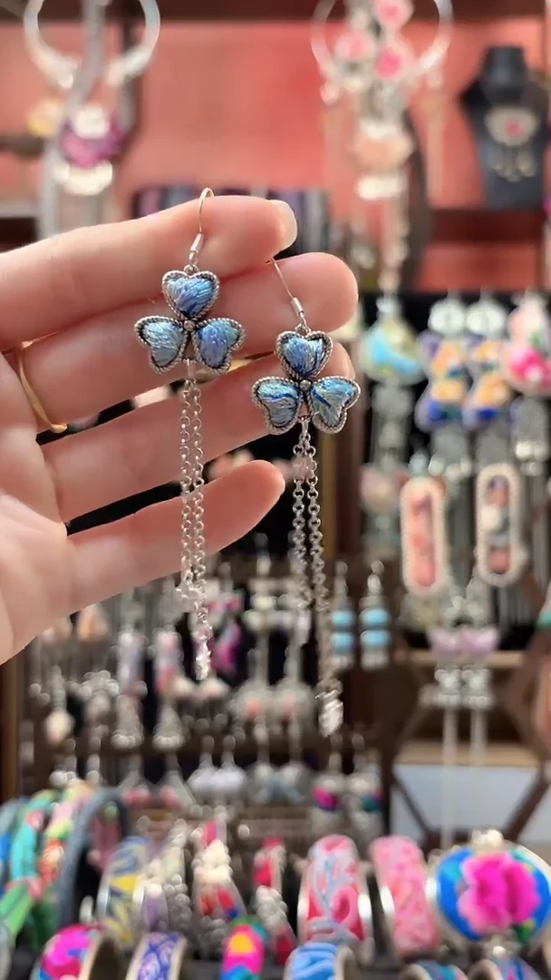 织绣 云织谣民族风精美饰品   249