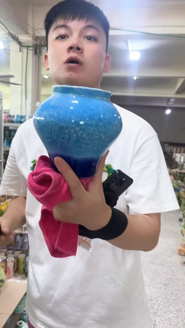 陶瓷24-31口径9高度15 1-2误差 无孔微瑕