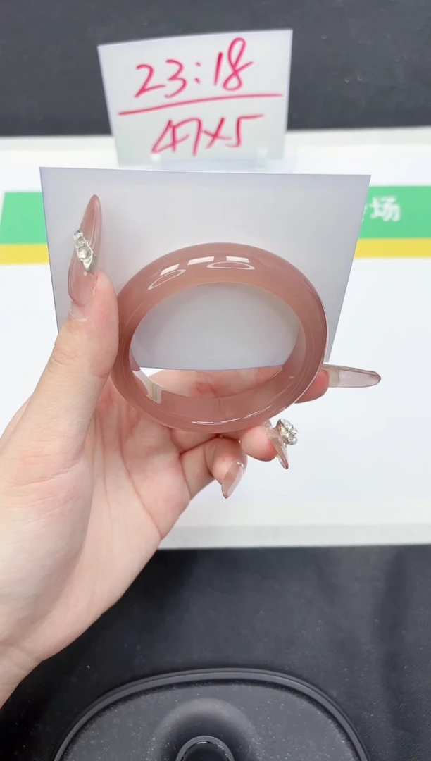 【闪购商品】石英质玉手镯未镶嵌11*-54.2