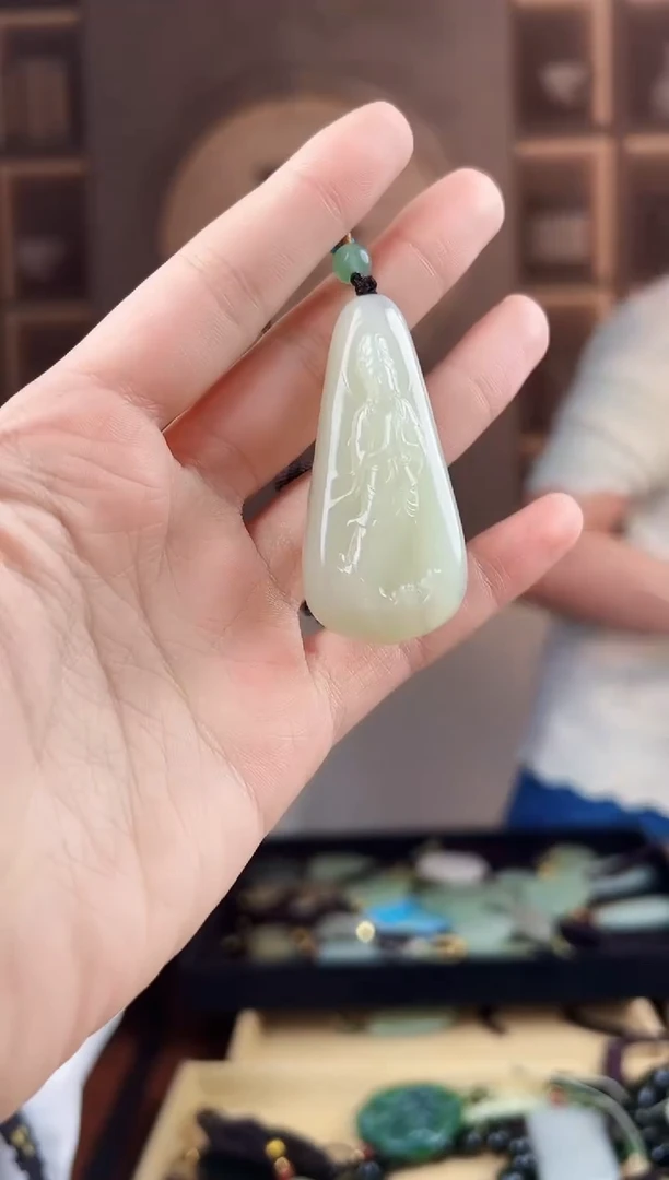 颈饰未镶嵌和田玉拍一发一，多样性发货