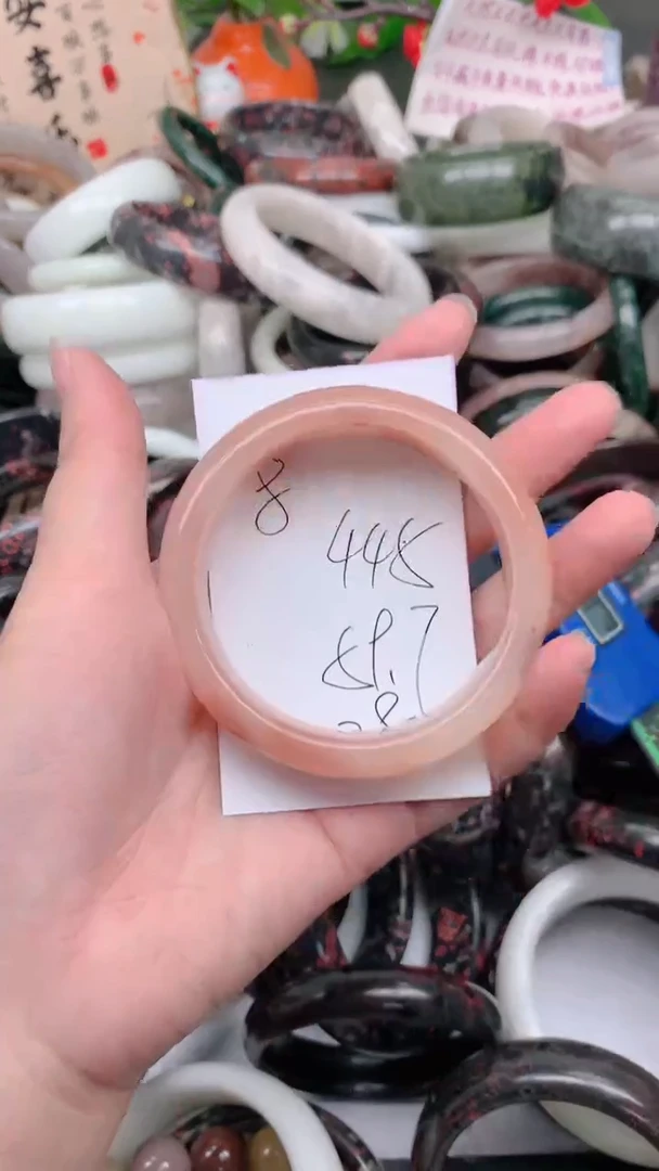 石英质玉手镯未镶嵌445