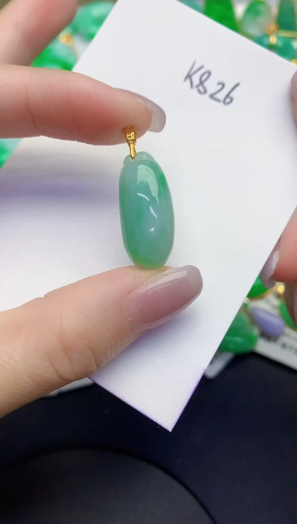 颈饰未镶嵌翡翠缅甸天然翡翠A货
