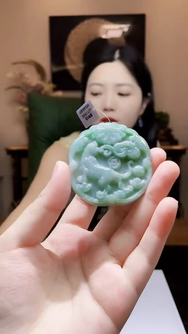 颈饰未镶嵌翡翠吊坠15