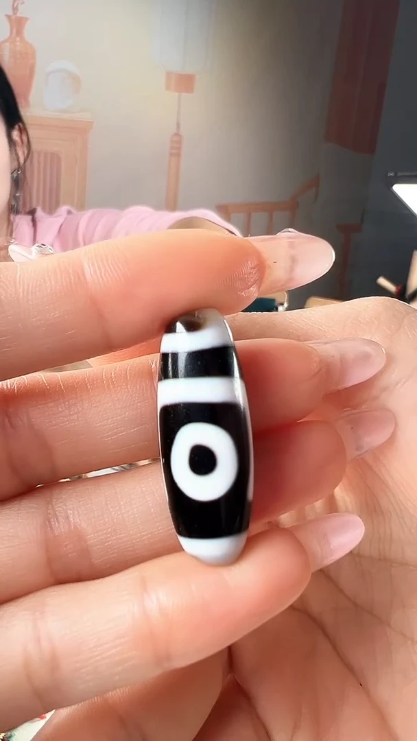 未镶嵌颈饰玛瑙/玉髓余*二眼