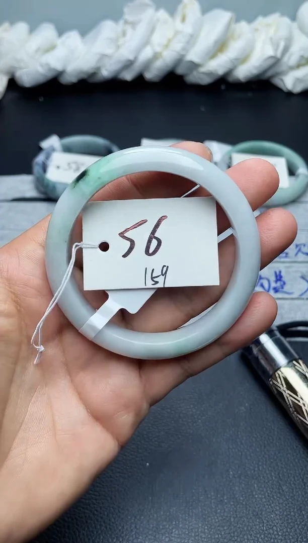 未镶嵌手镯翡翠159