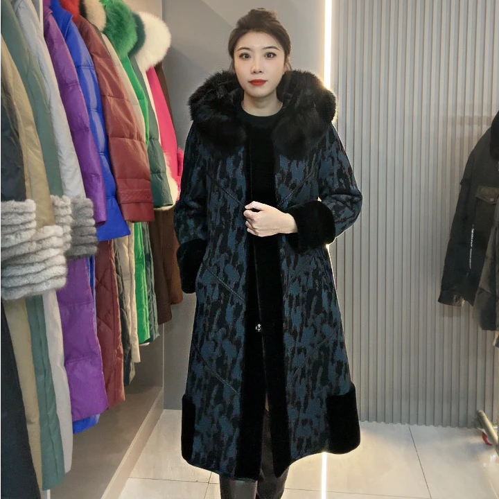 822805女款长款高端定制加绒冬季外套黑色