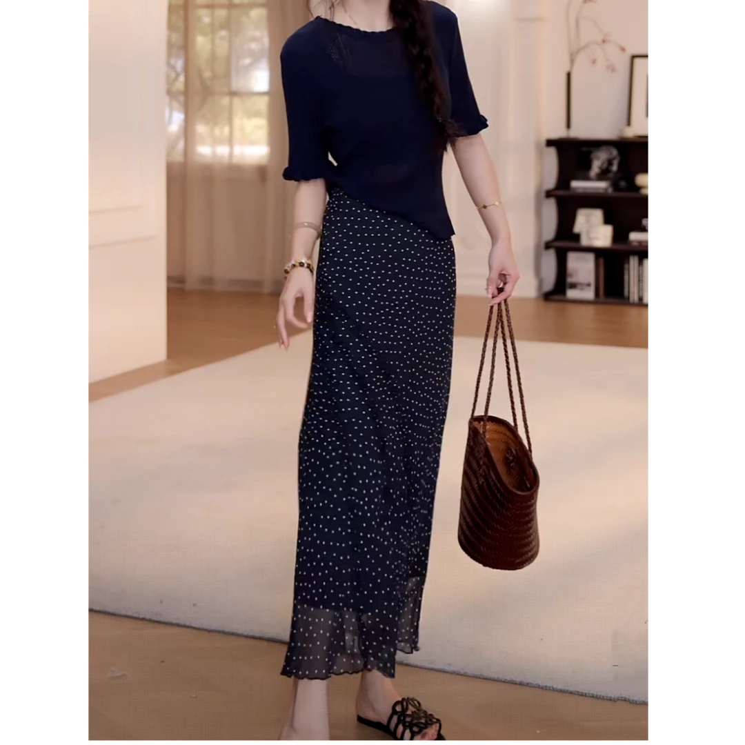 纯色冰丝麻花边袖短袖针织衫+松紧腰波点斜花边网纱半身裙两件套