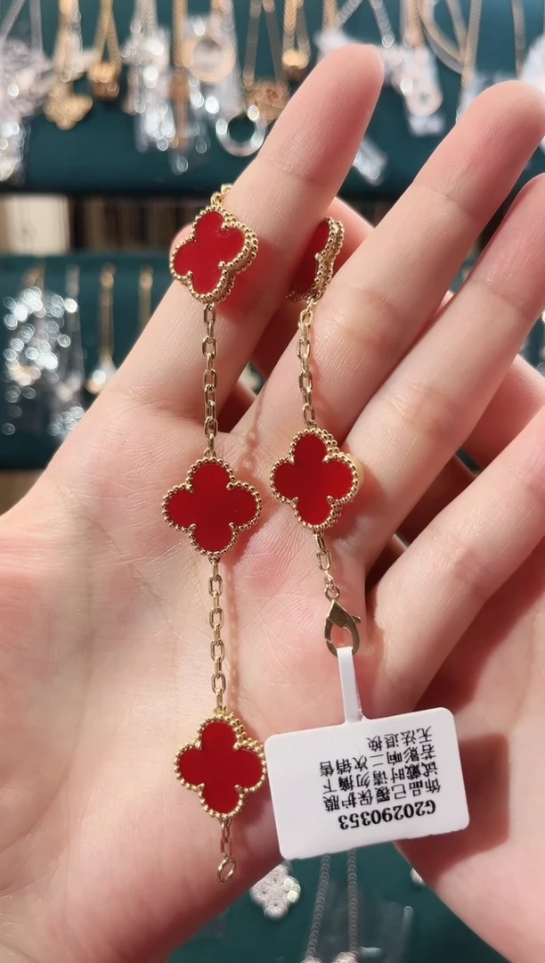 18K金镶嵌手链玛瑙/玉髓18K金镶嵌 K黄五花