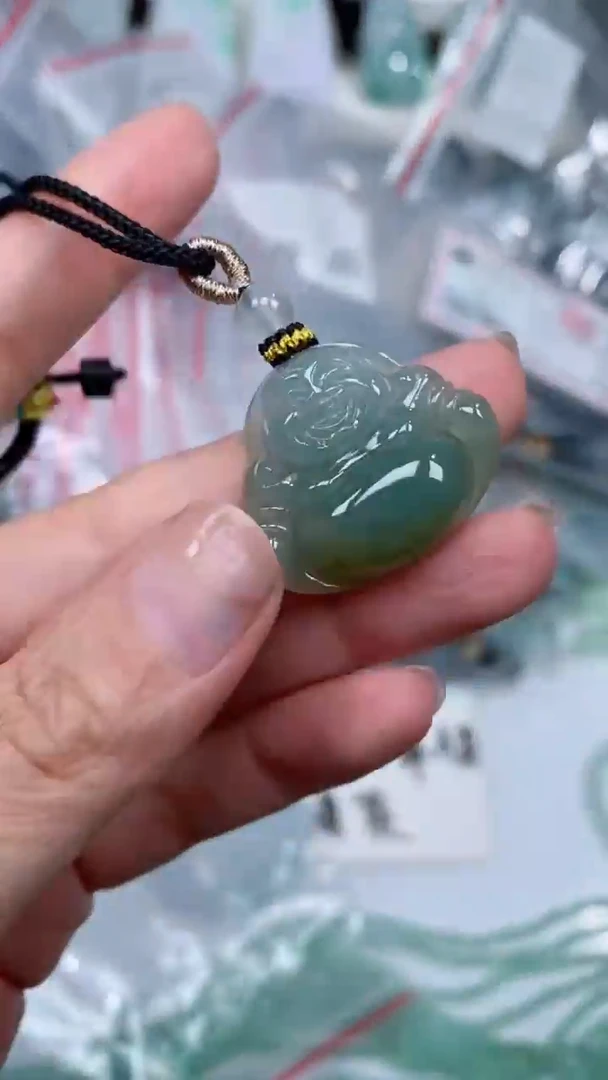 颈饰未镶嵌翡翠吊坠