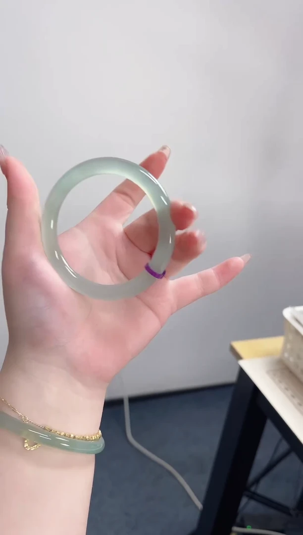 手镯玛瑙/玉髓未镶嵌57圈