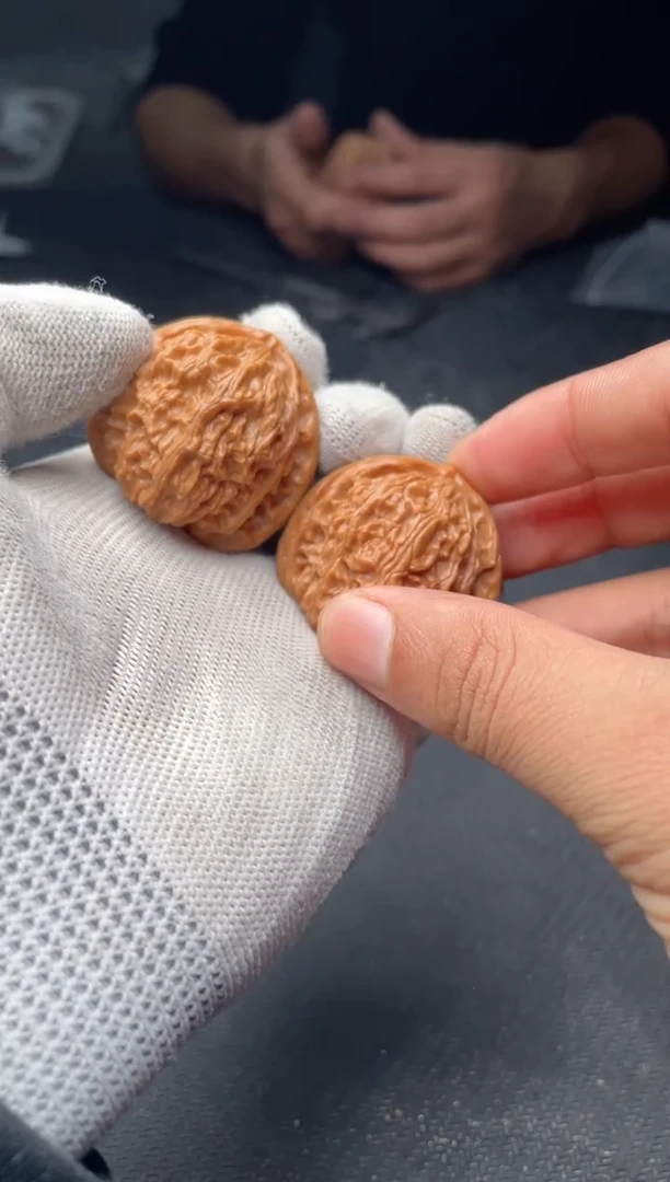 把件文玩核桃a224  白狮子 38尺