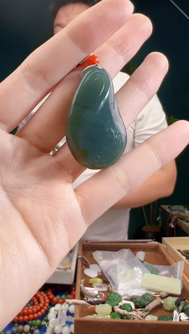 颈饰未镶嵌和田玉多样性发货 拍一单发一个