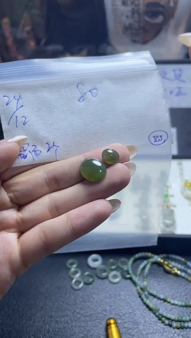 未镶嵌定制翡翠花*蛋面