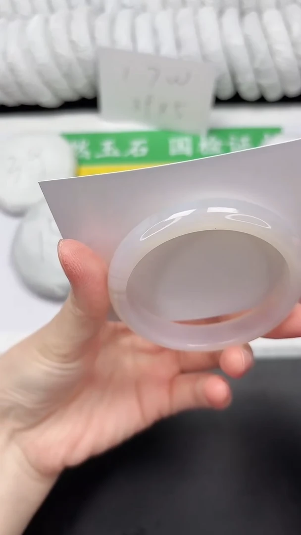 未镶嵌手镯石英质玉157-54