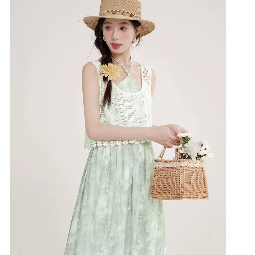 28073*法式甜美海边度假连衣裙女夏季新款挂脖裙时尚套装