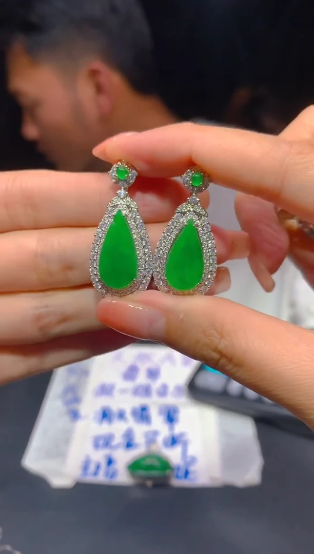 【闪购商品】定制翡翠未镶嵌114多样性发货（发其一）