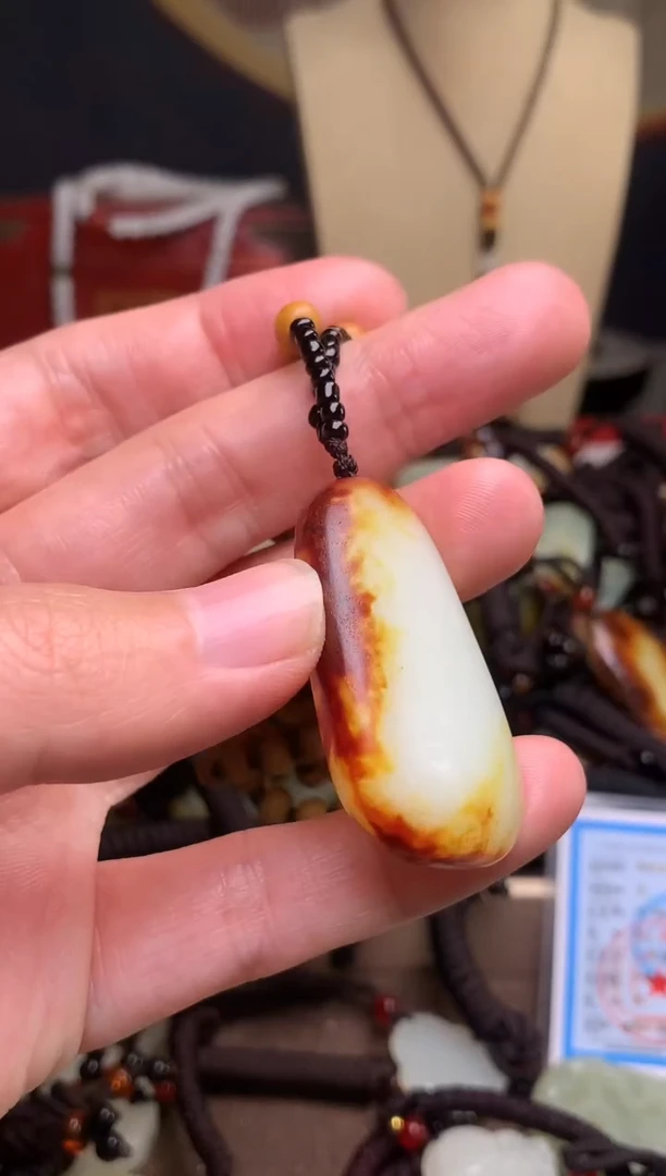 颈饰未镶嵌和田玉新疆料青海料清水和田玉吊坠