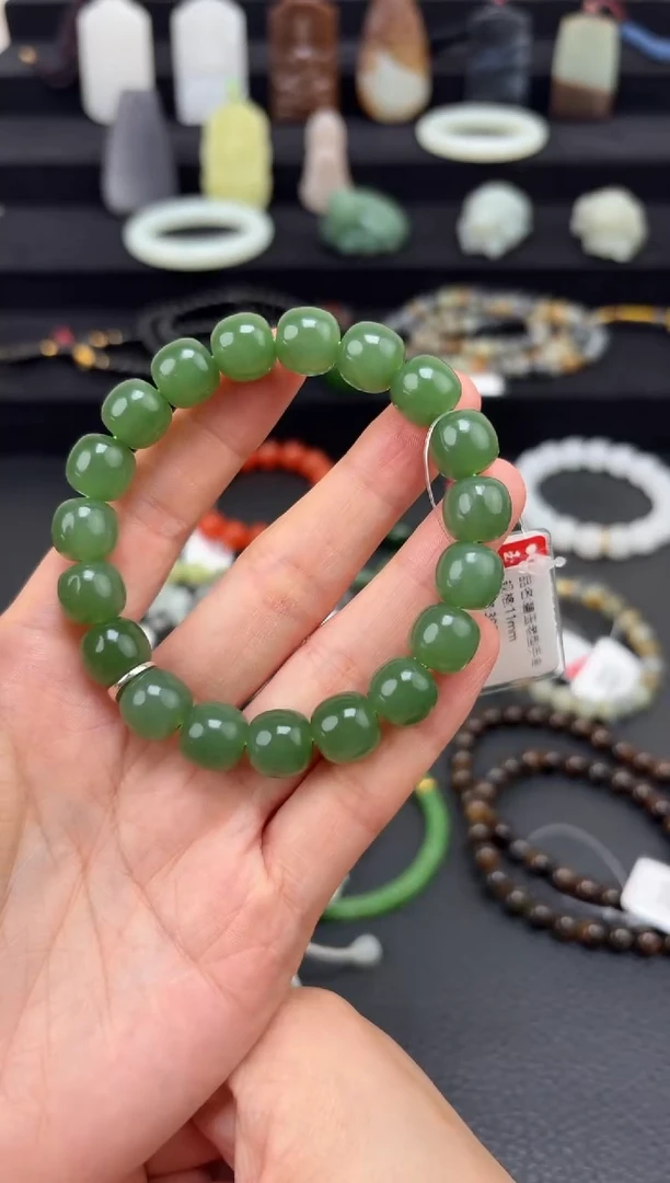 未镶嵌和田玉挂件11mm碧玉老型手串