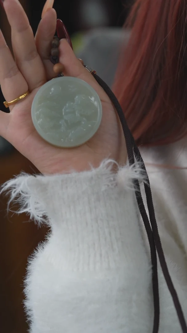 颈饰未镶嵌和田玉山水牌