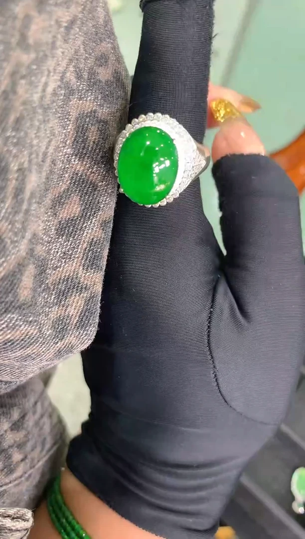 【闪购商品】定制翡翠未镶嵌29定制翡翠-多样性发货（发其一）