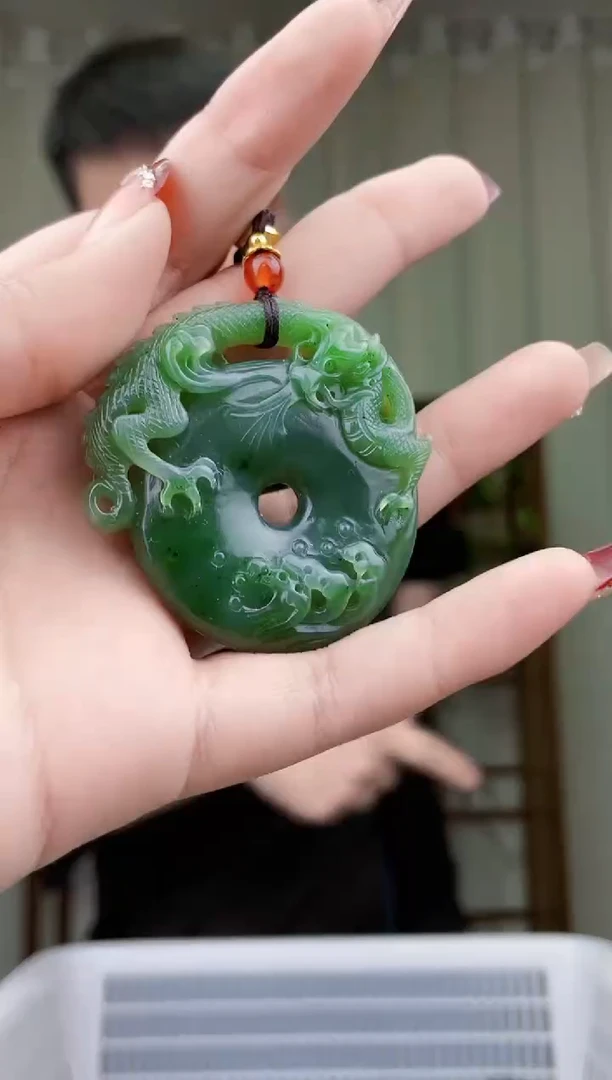 【闪购商品】和田玉挂件未镶嵌拍一发一，多样性发货！