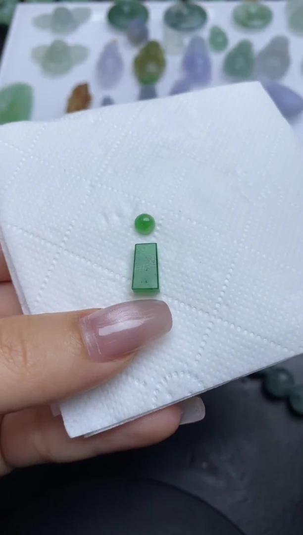 【闪购商品】定制翡翠未镶嵌翡翠毛货~