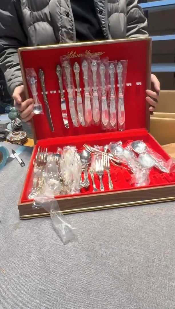 【闪购商品】老板谨慎参拍，感谢支持谢谢