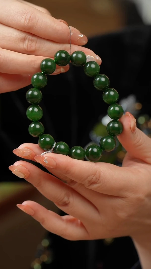 未镶嵌和田玉挂件手串（多样性发货）