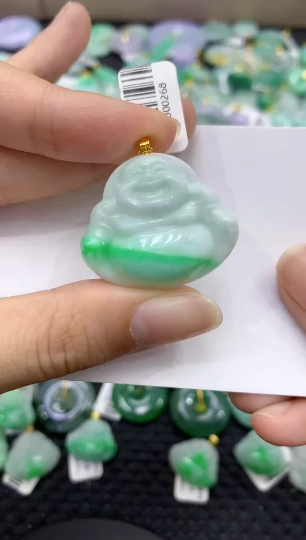 颈饰18K金镶嵌翡翠天然缅甸翡翠A货