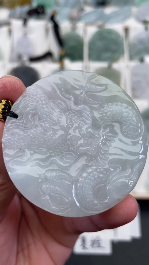 颈饰未镶嵌翡翠天然缅甸翡翠A货270