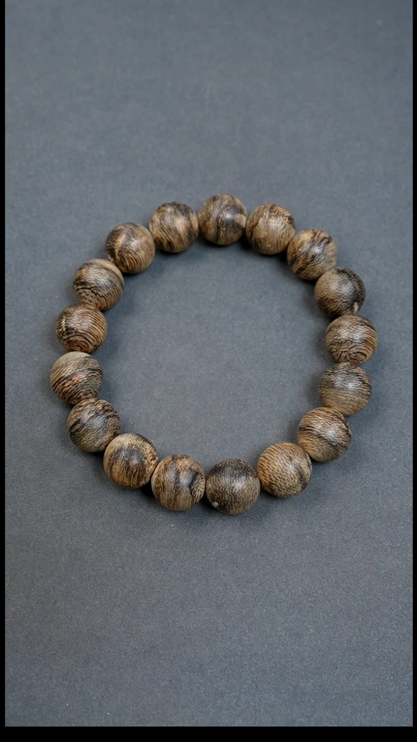 沉香手串13mm标本级文莱16.88g