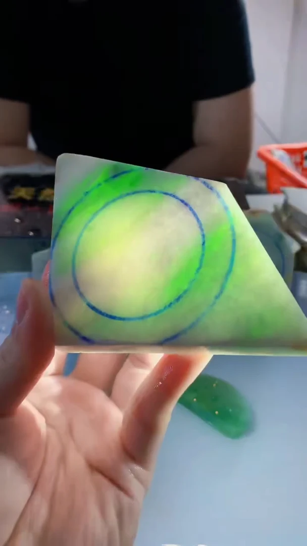 颈饰未镶嵌翡翠缅甸A货翡翠438