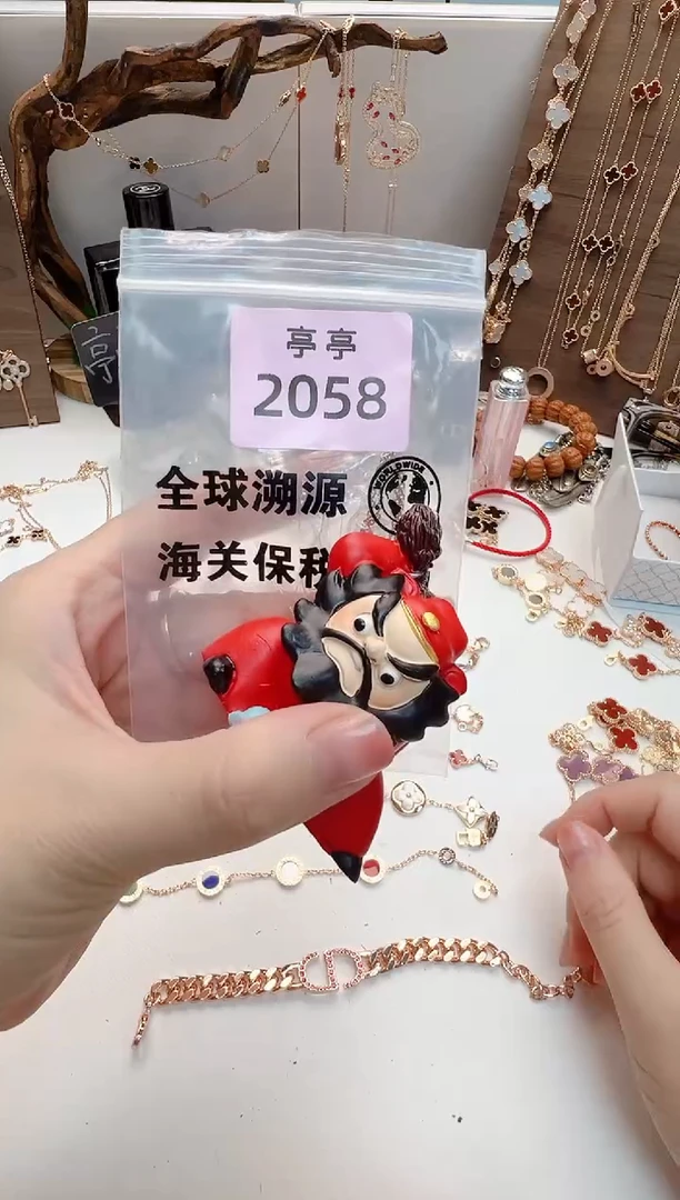 瓷片L****?彧贤聚宝阁二号铺