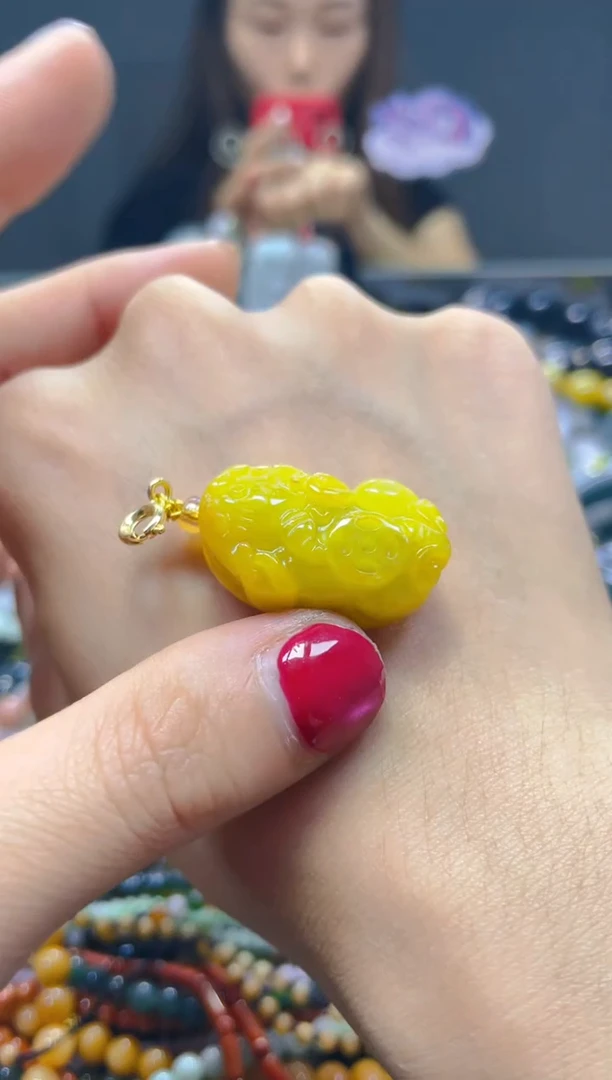 颈饰未镶嵌翡翠/G/翡翠A货，一件也是批发价