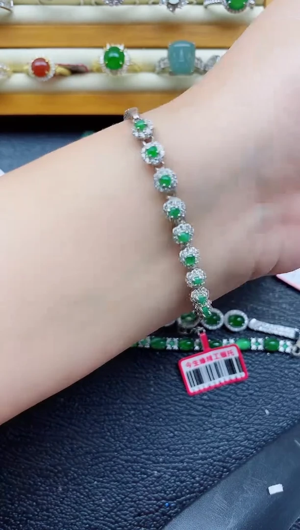 银S925镶嵌戒指翡翠1