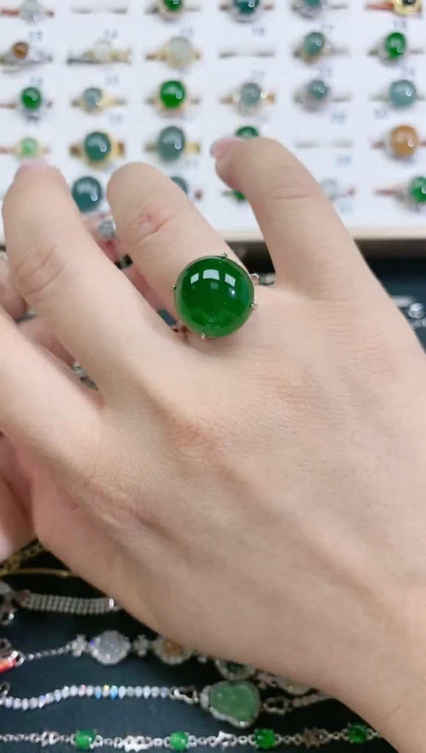 翡翠戒指银S925镶嵌天然翡翠