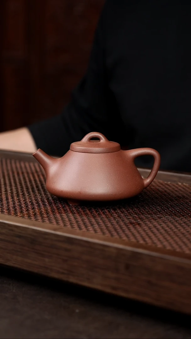 茶壶紫砂底槽清子冶