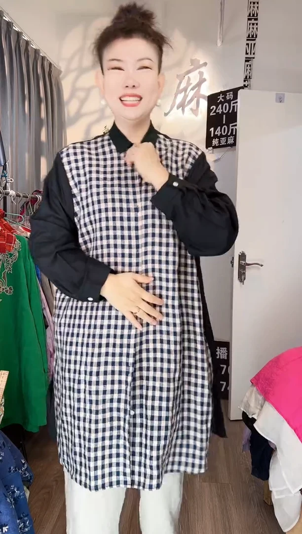 亚麻大码女装系列。