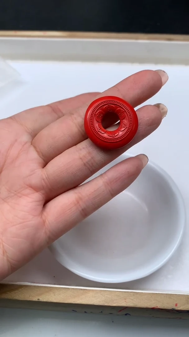 未镶嵌散珠玛瑙/玉髓B2337 红 砂 雕刻甜甜圈25内孔9.6mm1个6.8元