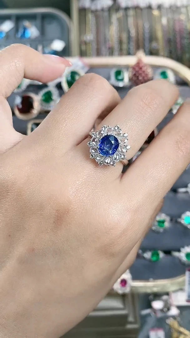 【闪购商品】蓝宝石戒指18K金镶嵌18K金镶嵌蓝宝石戒指