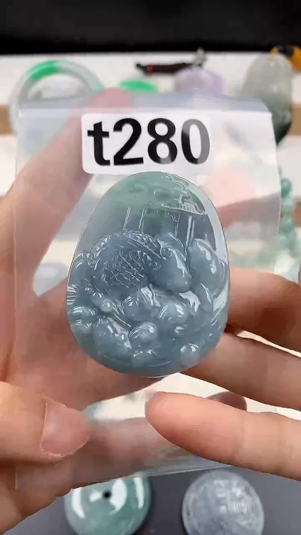 颈饰未镶嵌翡翠维****能天然翡翠吊坠挂件