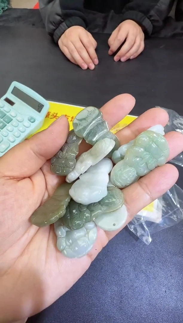 【闪购商品】翡翠颈饰未镶嵌吊坠多样性只发一件